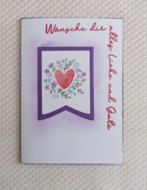 Eine Karte mit einem Herz und Blumen, perfekt für den Austausch Ihrer Liebe auf Mach was draus 26. Januar.